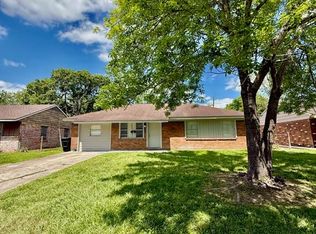 5711 Peacock St, Houston, TX 77033