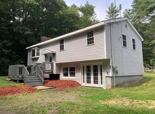 85 Arnold Rd, China, ME 04358