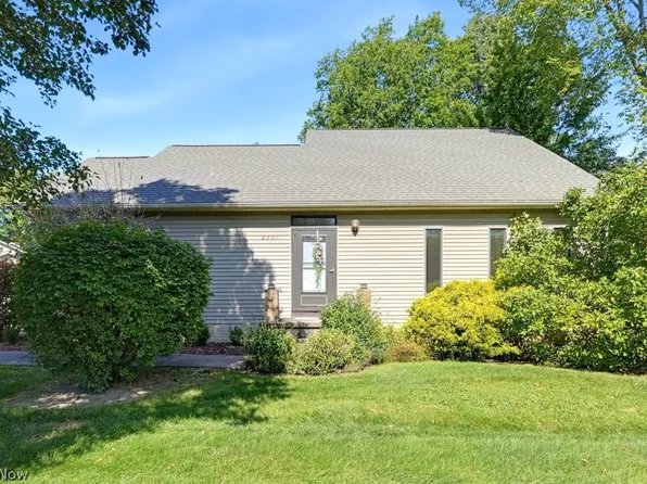 2331 Call Rd, Stow, OH 44224