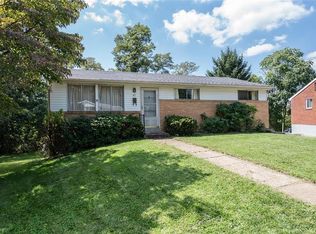 42 Charnwood Dr, Pittsburgh, PA