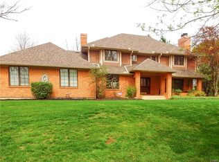 2500 Stewart Rd, Sugarcreek Township, OH 45385