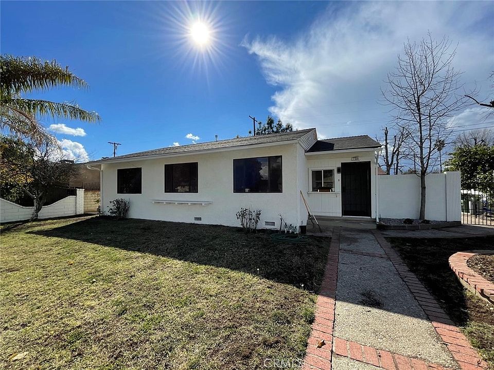 1st image of 7359 Amestoy Ave