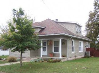 305 N Ervin St, Pittsburg, IL 62974