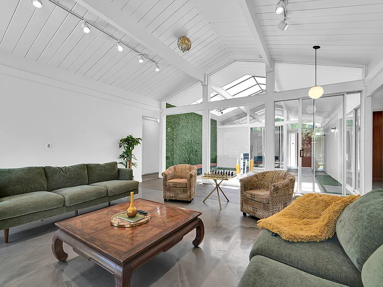 12600 Jimeno Ave — Photo 22