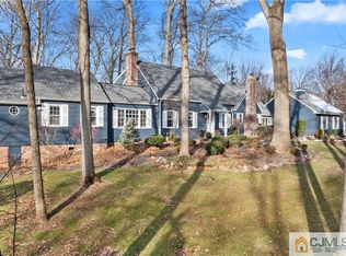 120 Stafford Rd, Colonia, NJ 07067