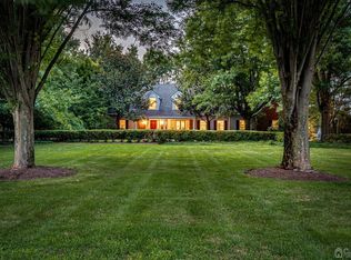 5 Millstone Ct, Cranbury, NJ 08512