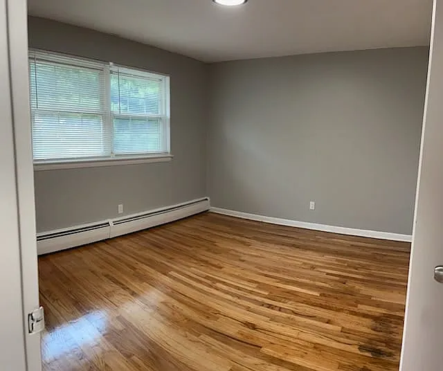 Bradford Commons Apartments — Photo 12