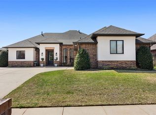 17425 Golden Hawk Ln, Edmond, OK 73012