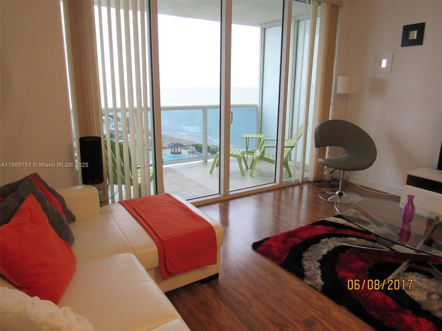 Beach Club Two Condo — Photo 1