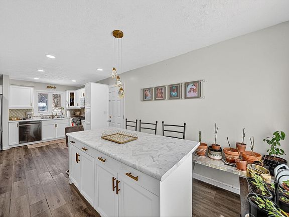 4th image of 11185 Idlewood Dr