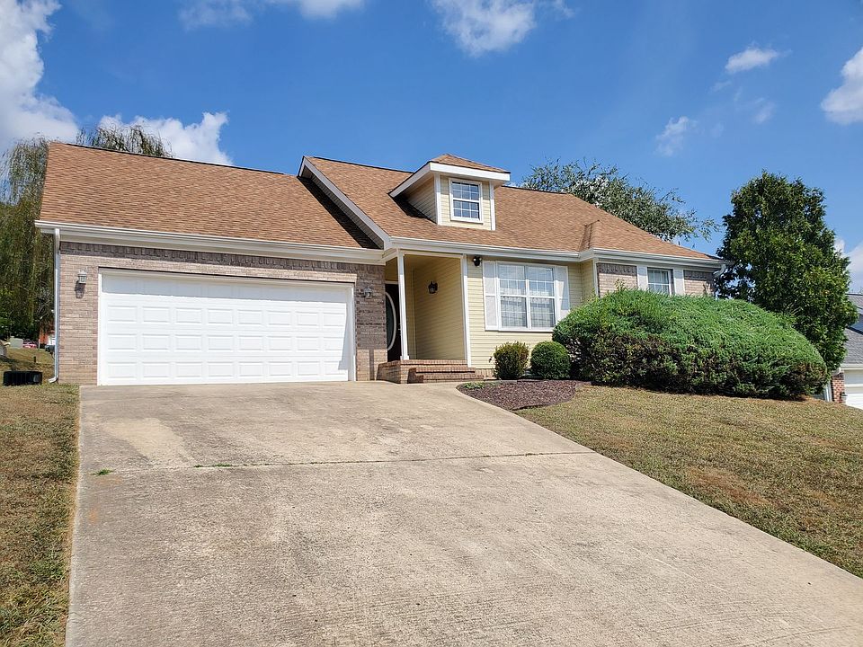 1st image of 1126 Fuller Glen Cir