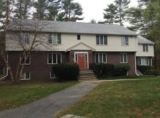 18 Meadowbrook Ln APT 1, South Easton, MA 02375