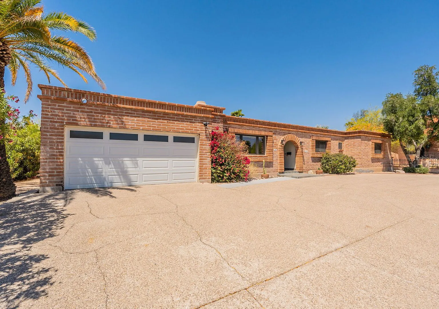 3615 E. Calle Alarcon — Photo 1