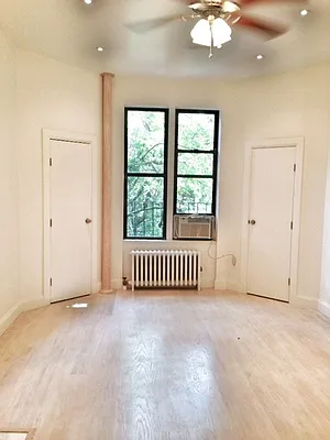 Rented by EK Realty | media 14