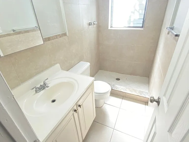 3712 Henry Ave — Photo 15