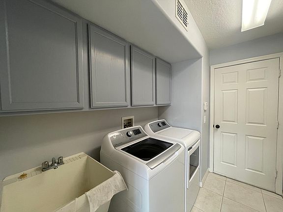 4th image of 9722 Pecky Cypress Way