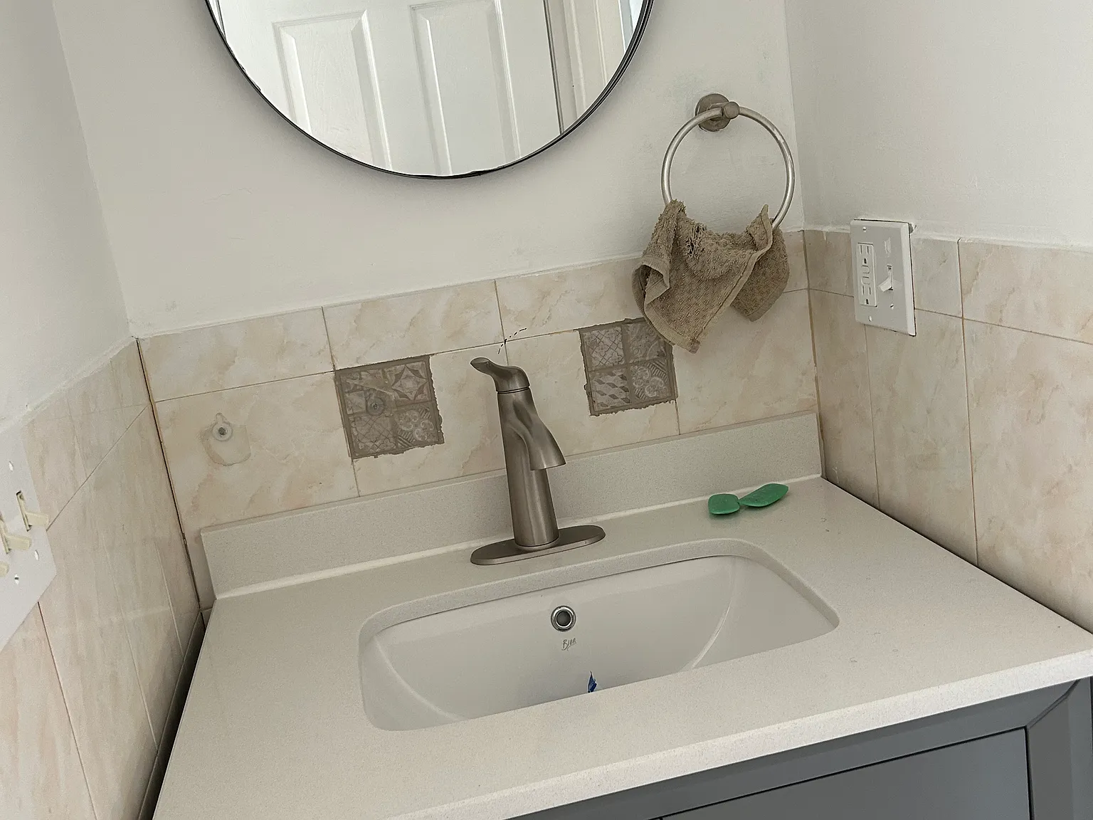 3 bed, 2600 sqft, $2,989 — Photo 2