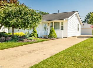 4212 Knickerbocker Rd, Sheffield Lake, OH 44054