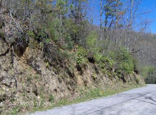 8 Pless Underwood Rd, Maggie Valley, NC 28751