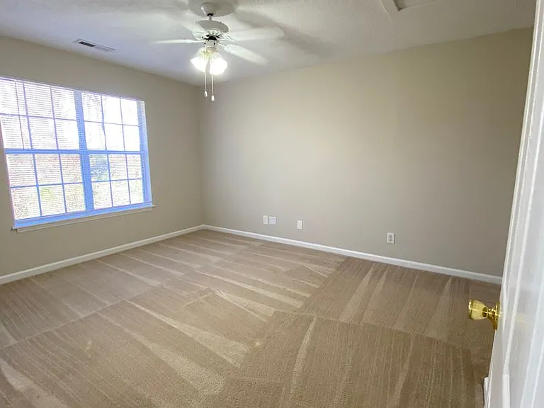 Meridian Park Apartments — Photo 122