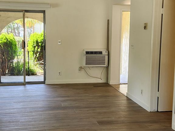 4th image of 545 N Taylor Ave #1