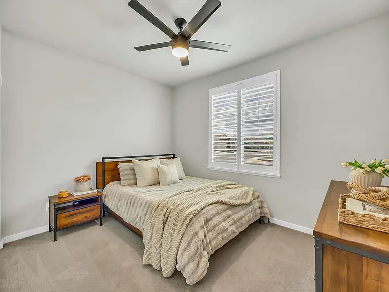 800 Daggerwing Ct — Photo 31