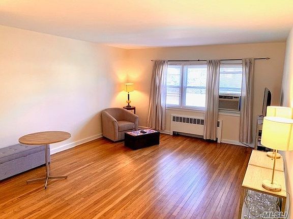 5th image of 20 Gibson Ave #D1