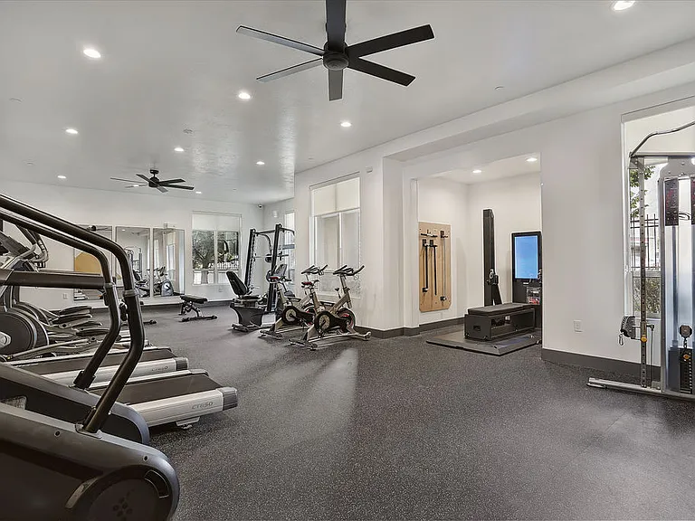 24-Hour Gym