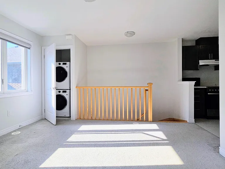 9 Waterleaf Rd #COACH HOUSE — Photo 7