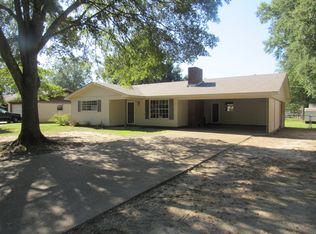 2108 Ryan Pl, Columbus, MS 39702