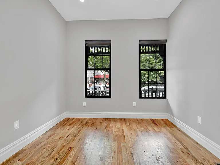 212 Highland Pl #1 — Photo 7