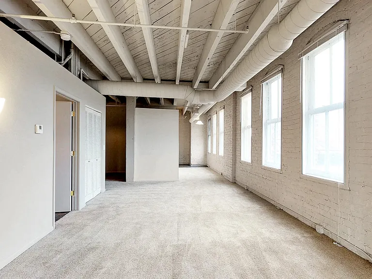 L15 Lofts — Photo 52