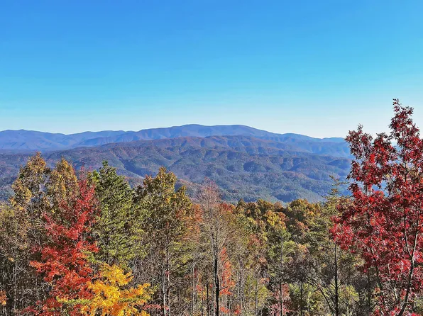 4951 Look Rock Crest Dr, Maryville, TN 37803