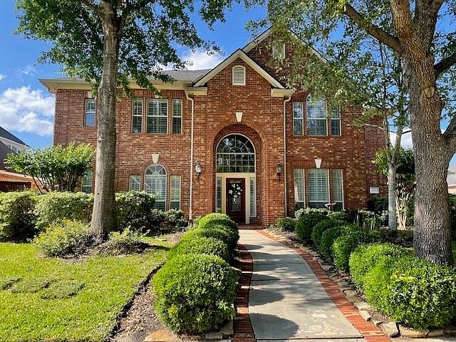 1703 Redstone Manor Dr