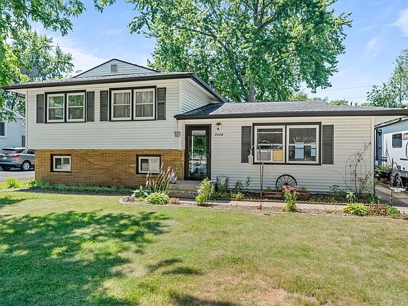 2nd image of 2428 Pioneer Dr