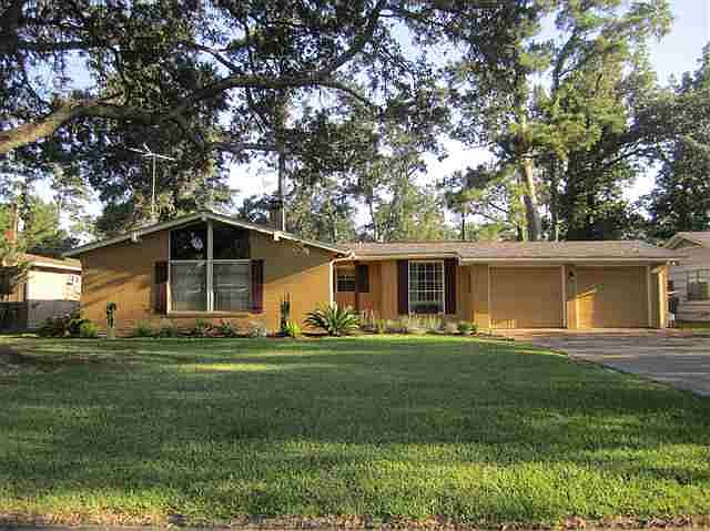 1st image of 4695 Baywood Ln