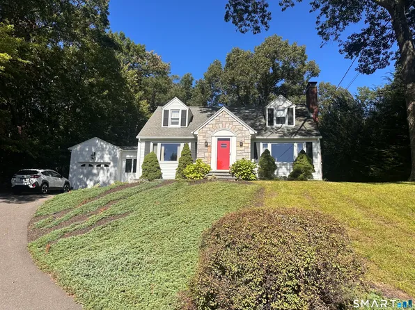 24 Bracewood Road, Waterbury, CT 06706