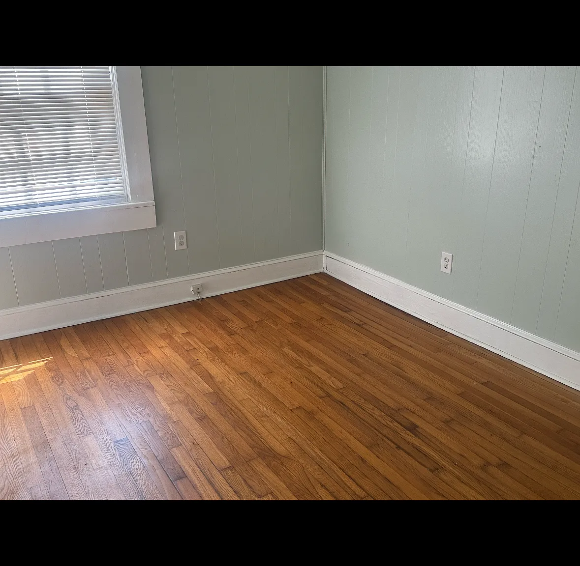 2 bed, 900 sqft, $1,200 — Photo 2