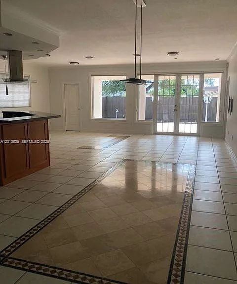 9910 SW 23rd St — Photo 29