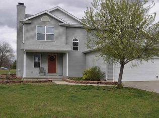 5700 Dry Gulch Turn Ct, Terre Haute, IN 47805