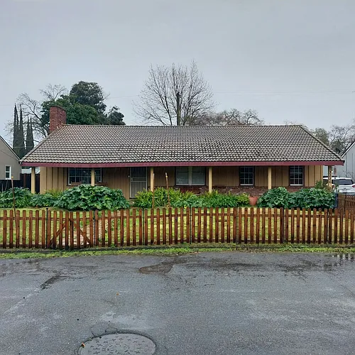 3226 Pilgrim Ct Photo 1