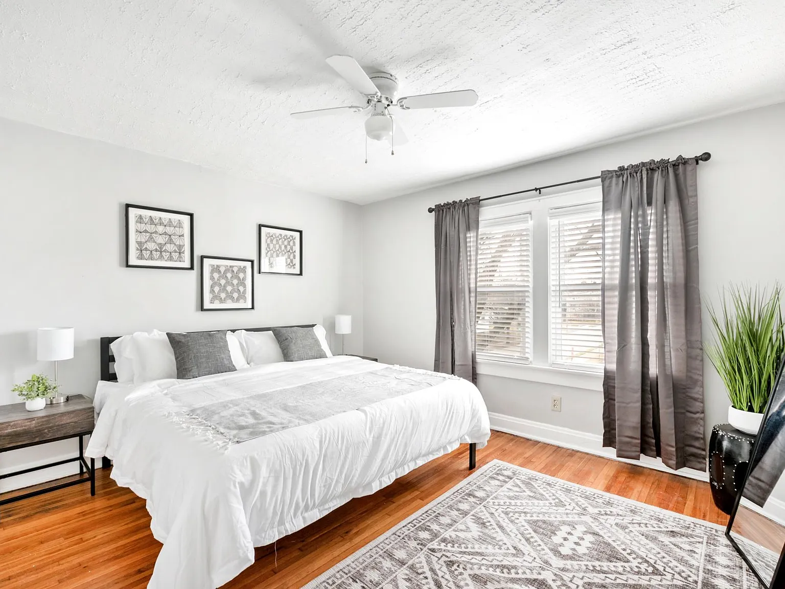 257 Southwood Ave — Photo 4