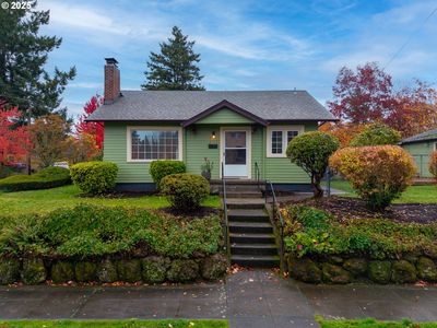 5734 NE BROADWAY, Portland, OR, 97213