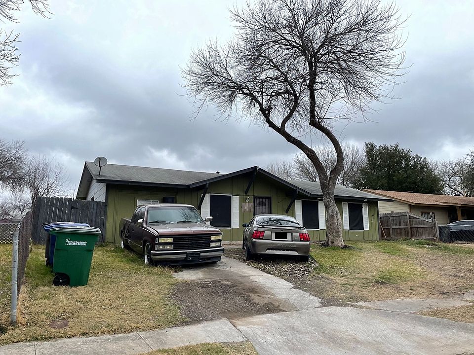 2nd image of 8635 Cape Valley St