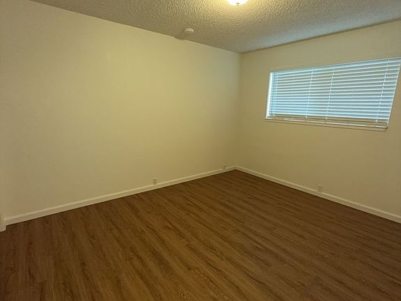5th image of 615 Rancheria Dr APT 2