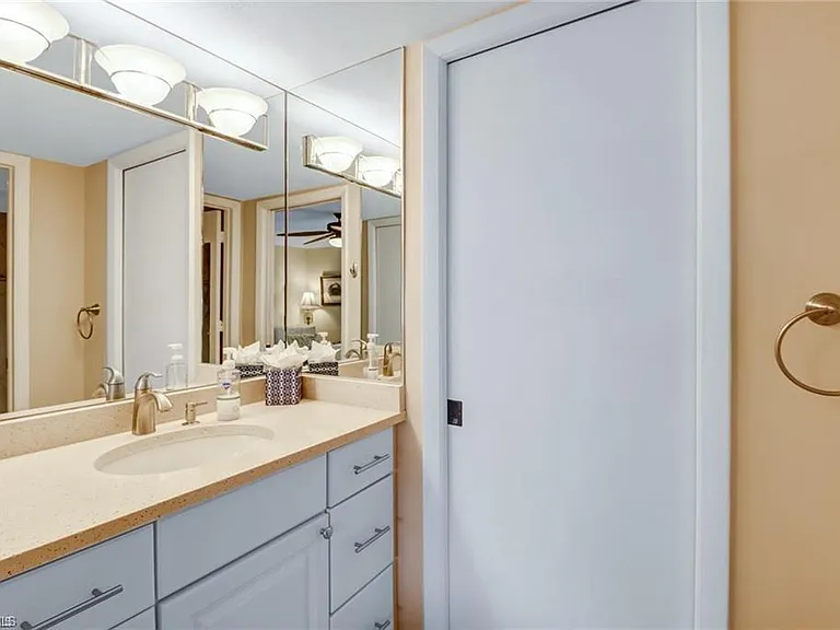 10475 Gulf Shore Dr #114 — Photo 23