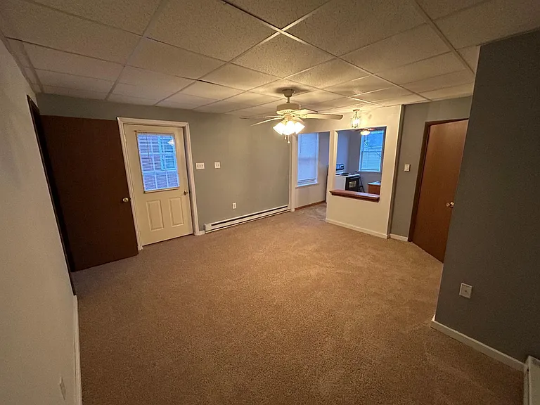 252B E Market St — Photo 4