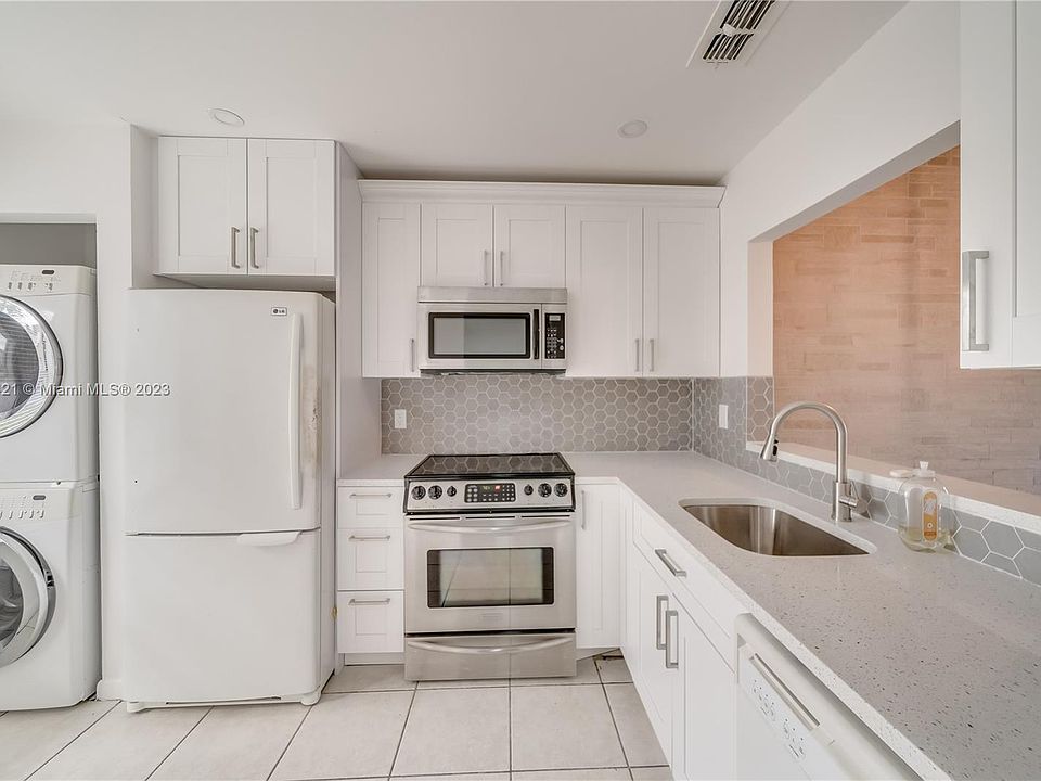1st image of 4081 NW 90th Ave #4081