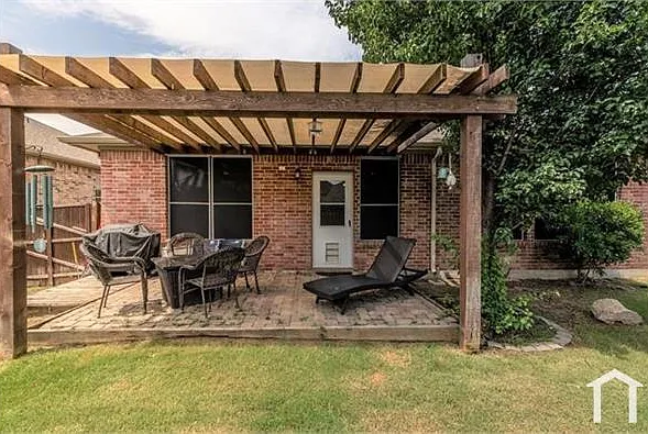 8957 Silent Brook Ln — Photo 31