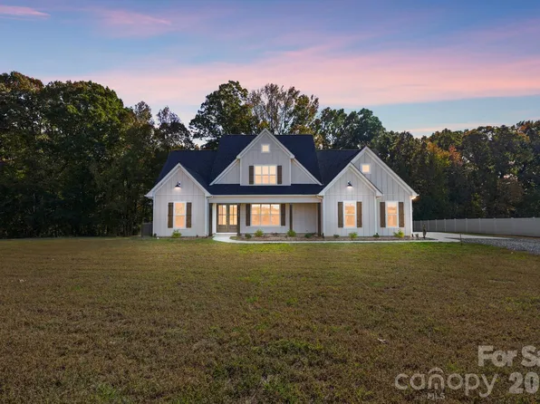 4105 Parkwood School Rd, Monroe, NC 28112